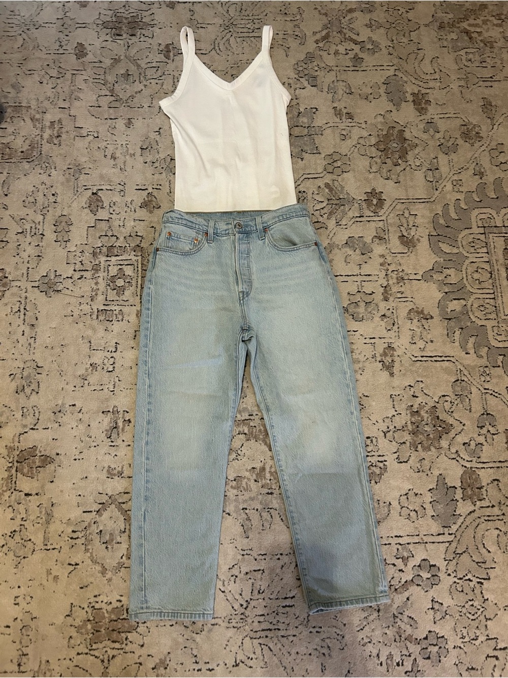 High-Rise Levi’s Light Blue Women’s Jeans